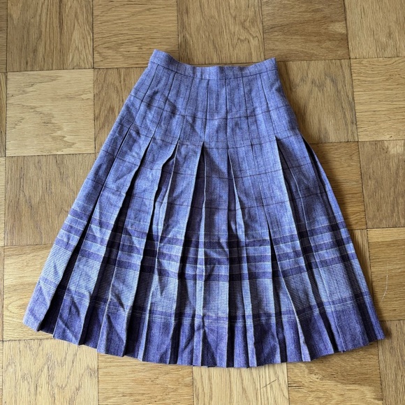 Vintage Small Wool Skirt Edinburgh Woollen Mill Purple Plaid Pleated Midi - Picture 2 of 6